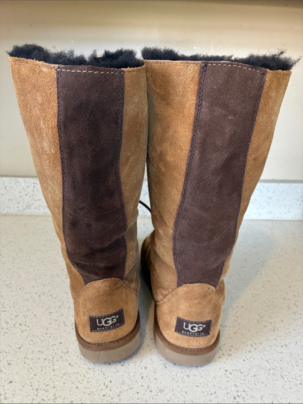 UGG Boots - Picture 3 of 7